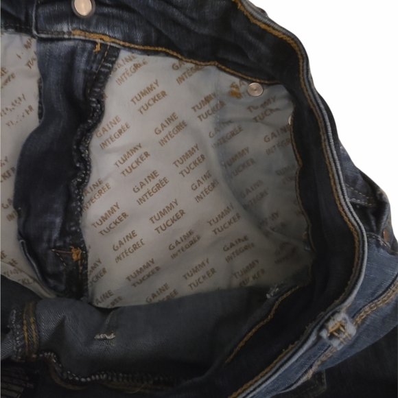 Suko jeans| sz 8| high rise| freyed| tummy tucker - Picture 6 of 6